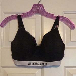 34D Logo and Lace T-shirt Bra